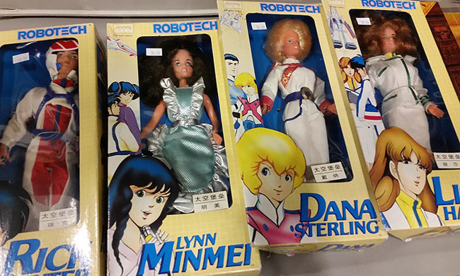 Comic Con Robotech Dolls