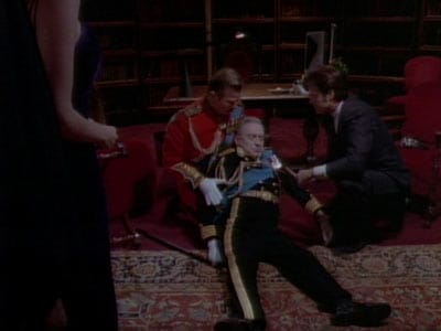 Michael York with dead king