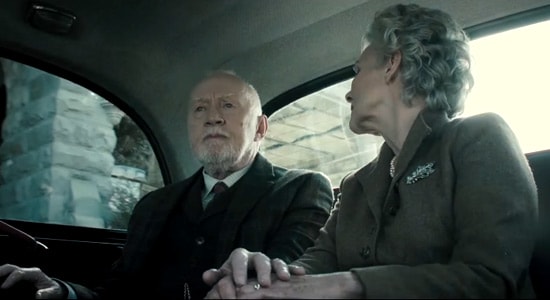 Brahms' parents in car