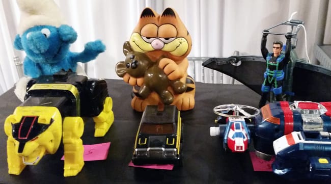 Smurf, Garfield, Jeff Goldblum